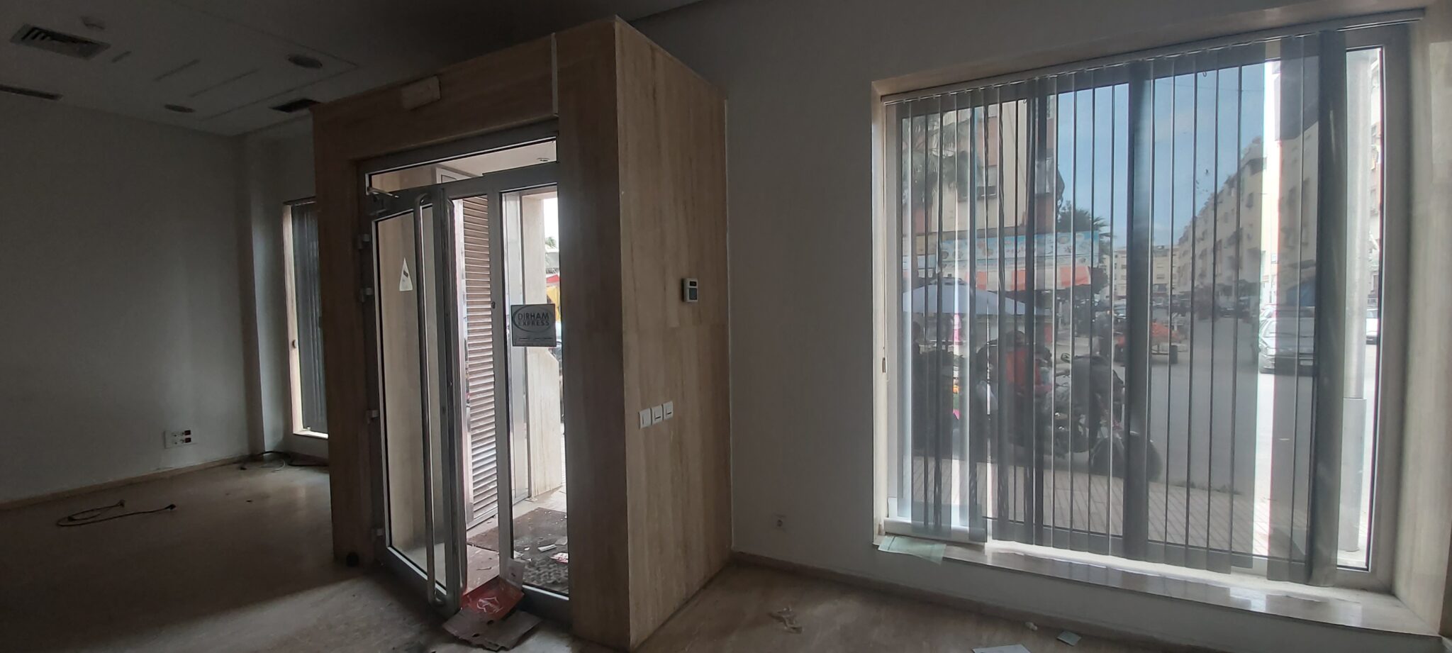 magasin pour commerce à vendre sur Bournazel, boulevard de Saif Boujemaa