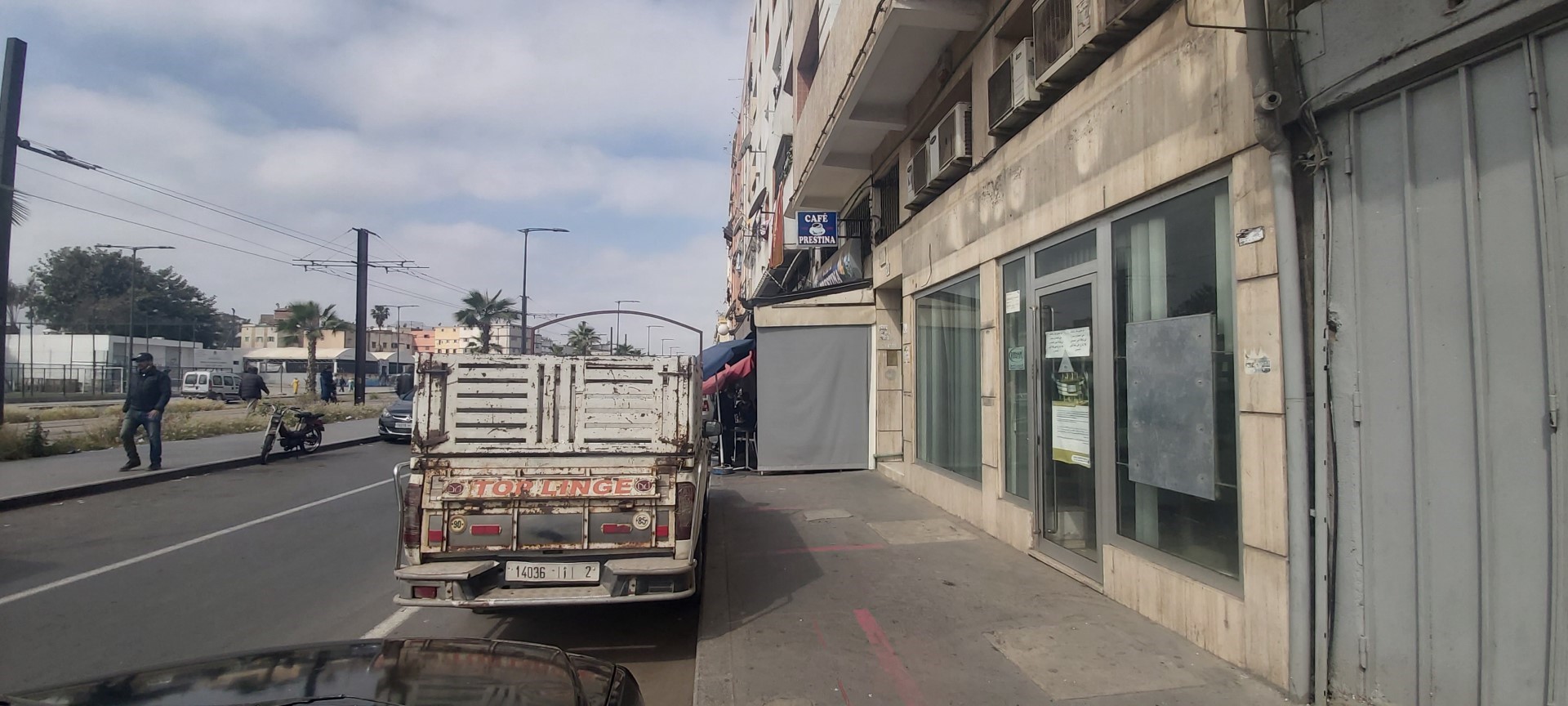 Local commercial aménagé à vendre sur Boulevard Ali Yaata/Casablanca