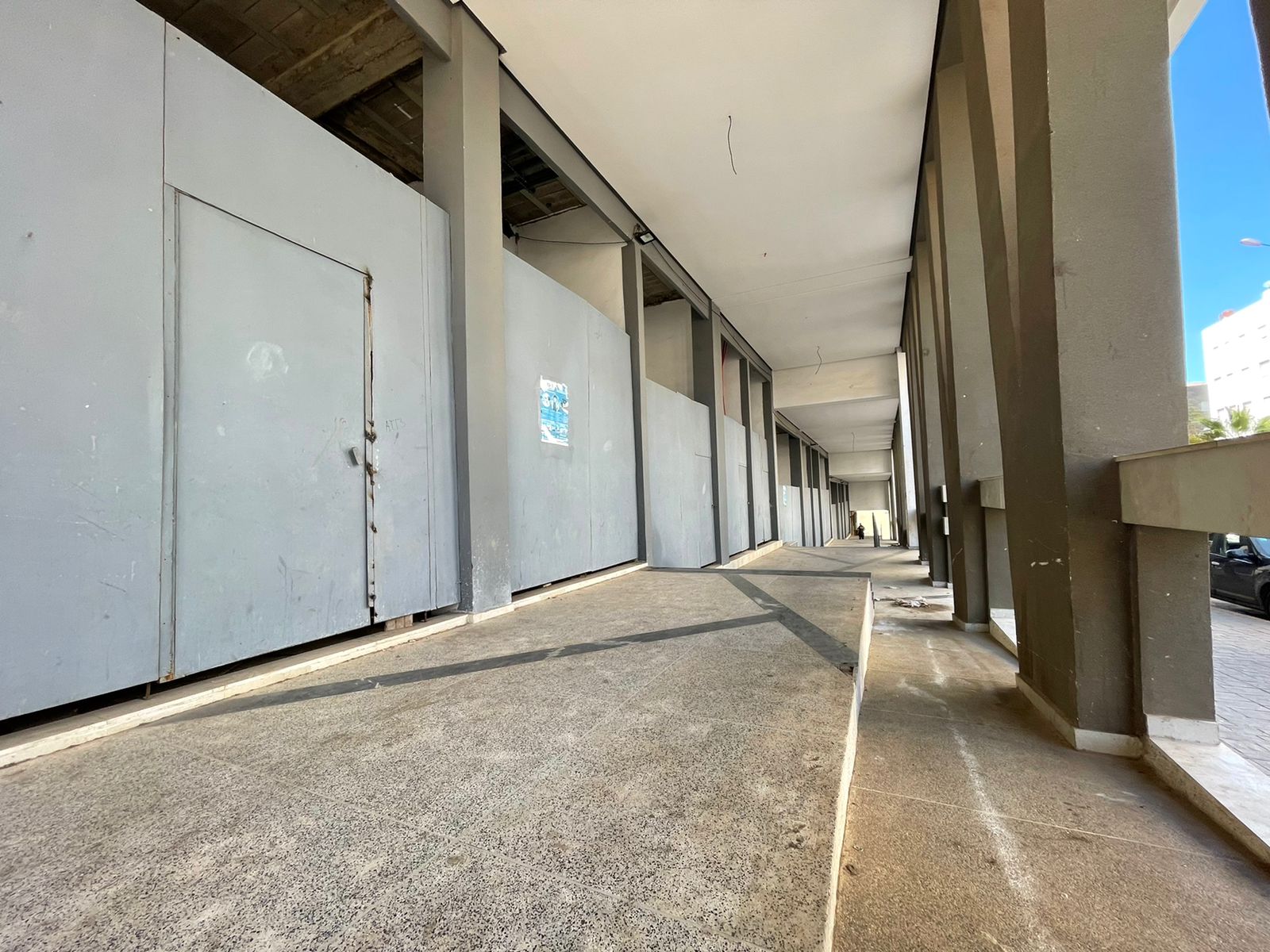 Locaux commerciaux à vendre sur un grand boulevard au quartier Errahma à Casablanca